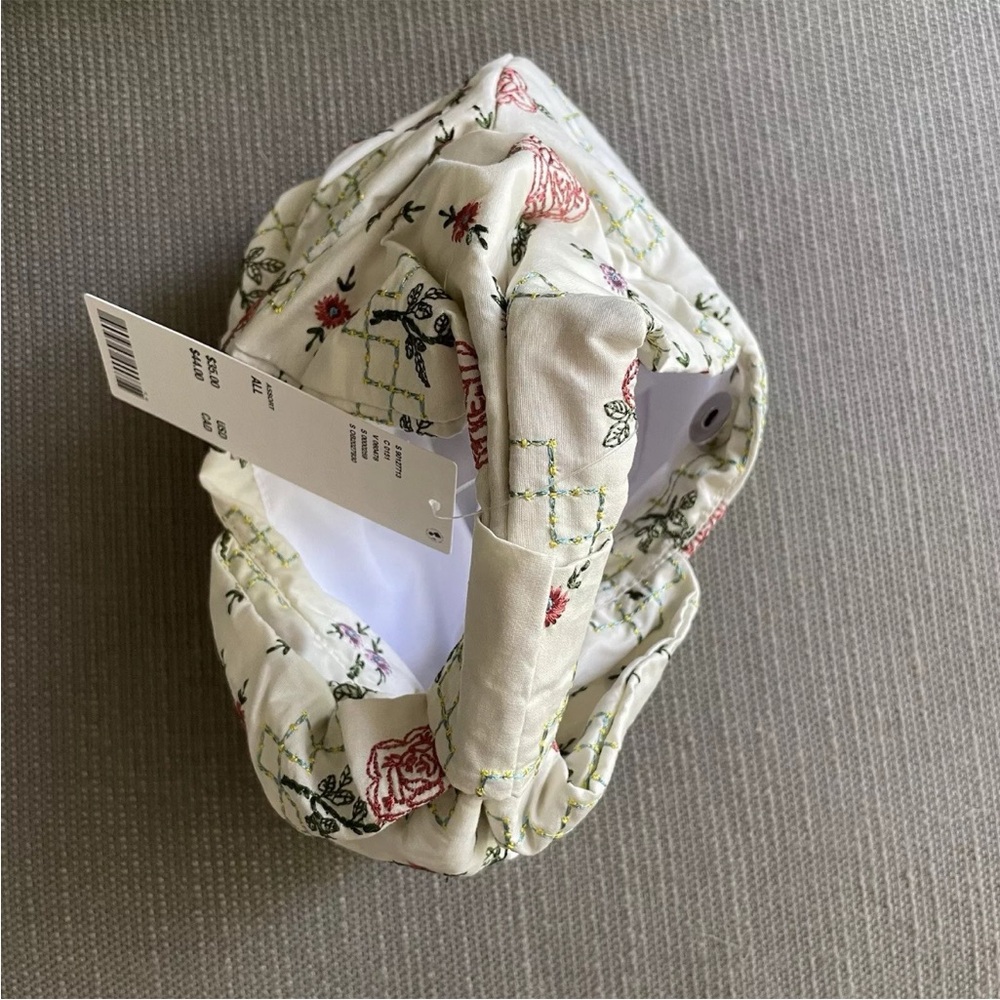 Urban Outfitters Bag Kimchi Blue Embroidered Bow Baguette Mini Bag - Picture 10 of 16